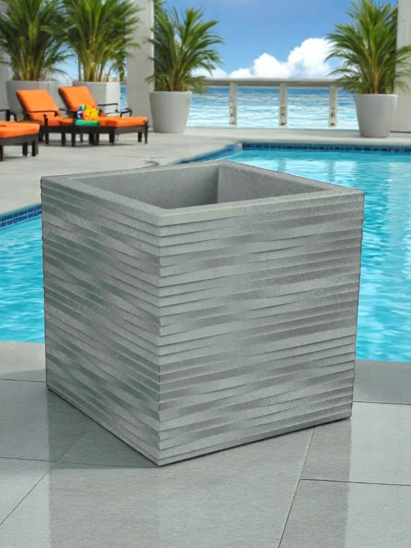 VASO CUBO ELEGANCE 30X30 CENERE - immagine 4